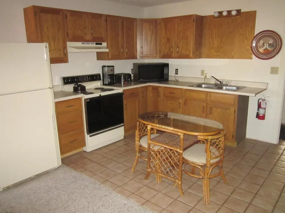 Dodgeton Creek Inn
