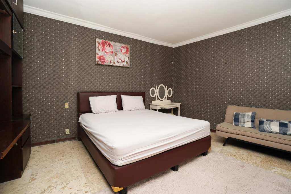 Oyo Life 2093 Kyla Residence