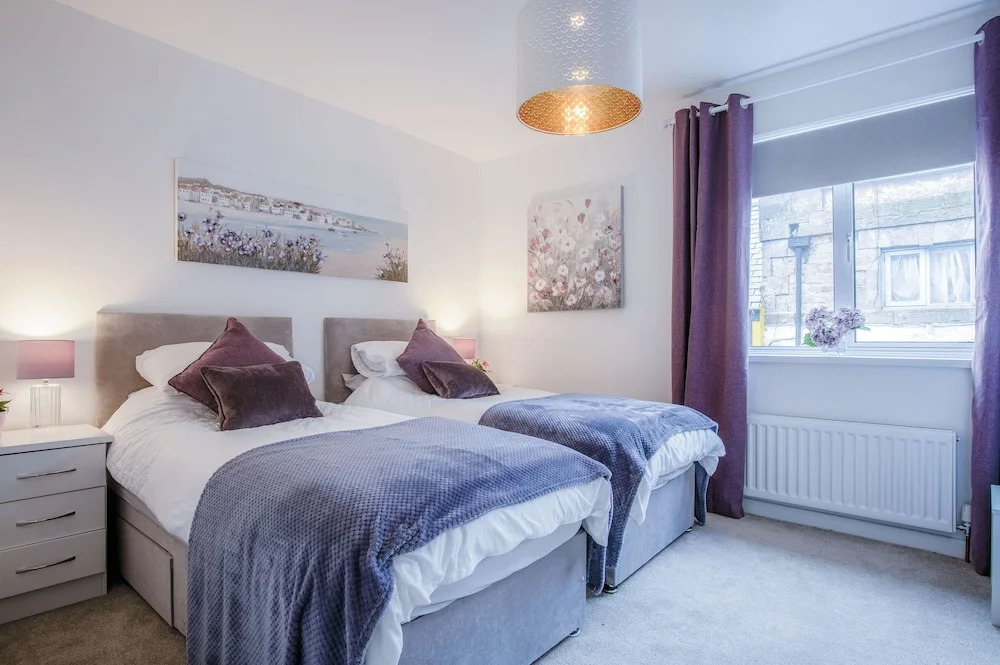 Luxurious Apartment Charlton Mews - 2 Bed - Tenby