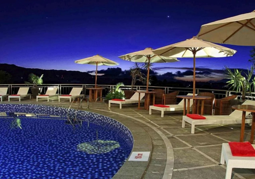 Grand Rocky Hotel Bukittinggi