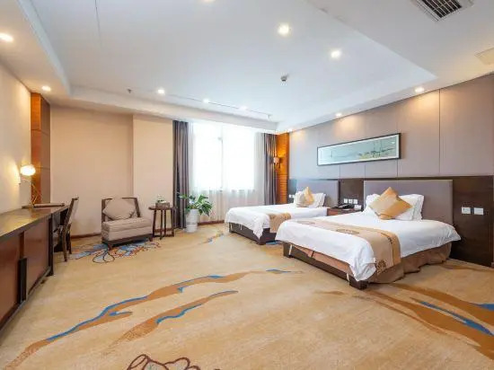 Guozhen Holiday Inn