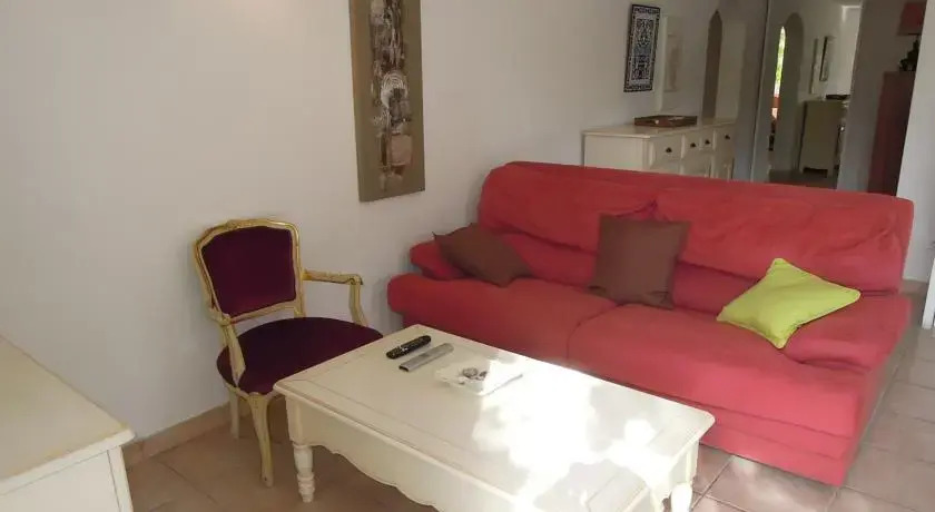 Casa Precojo
