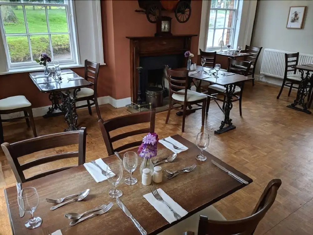 Scarborough Hill Country Inn