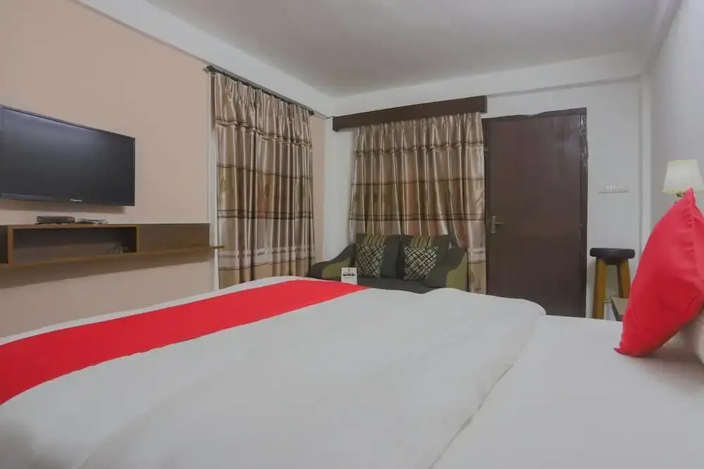 Oyo 733 Hotel Roto