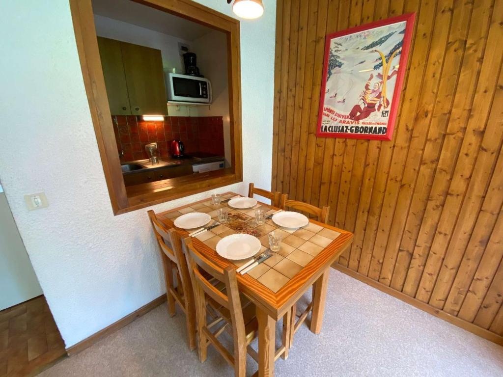 Appartement Le Grand-Bornand, 1 pièce, 4 personnes - FR-1-241-97
