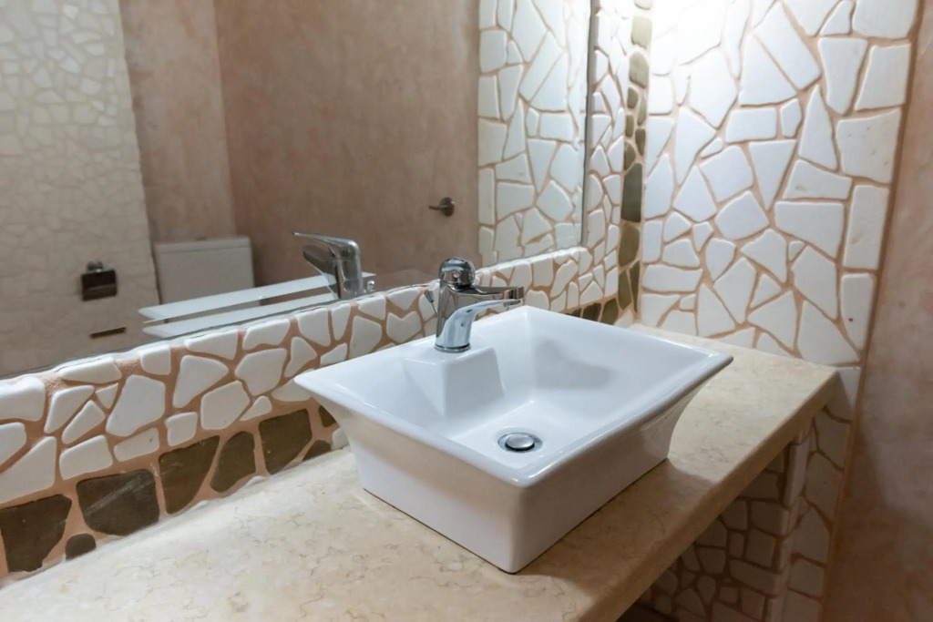 Evdokias Apartments and Rooms