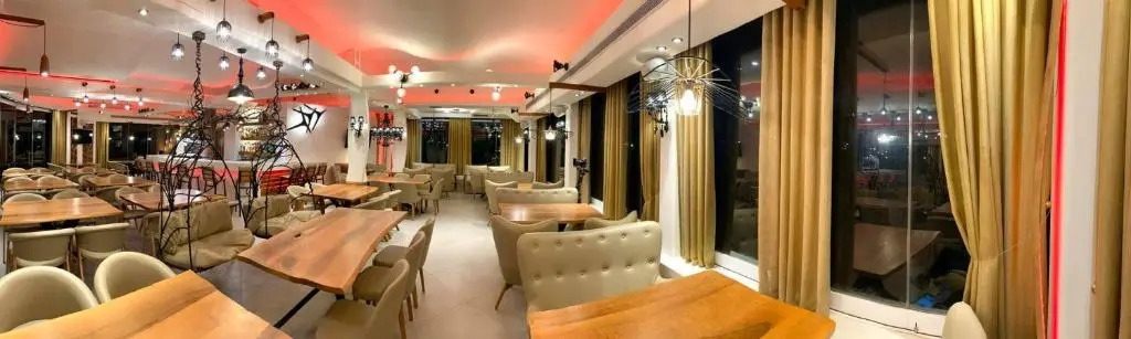 Villa Manos Hotel