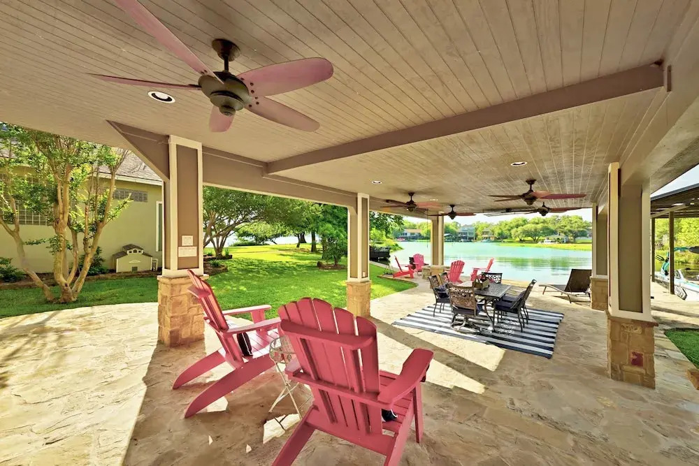 Luxurious Retreat on Lake Lbj: Pool, Hot Tub, Dock