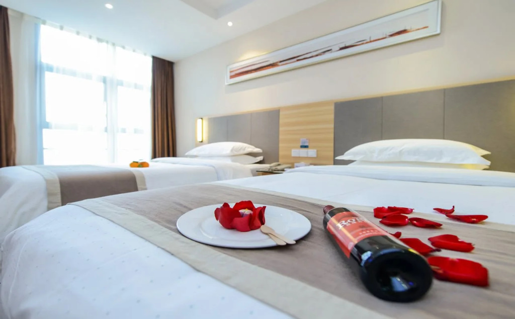 City Comfort Inn
