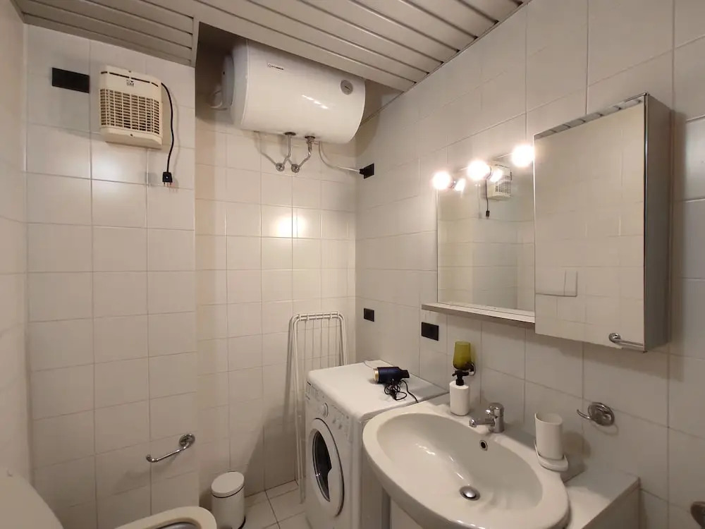 Genova Business Homes