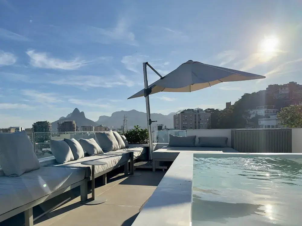 WhereInRio 4 suites luxury penthouse Ipanema