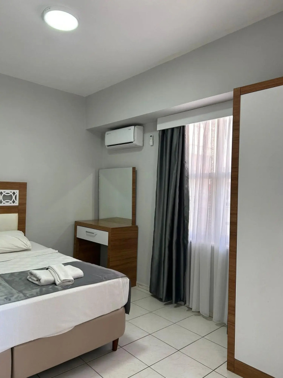 Rosella Hotel