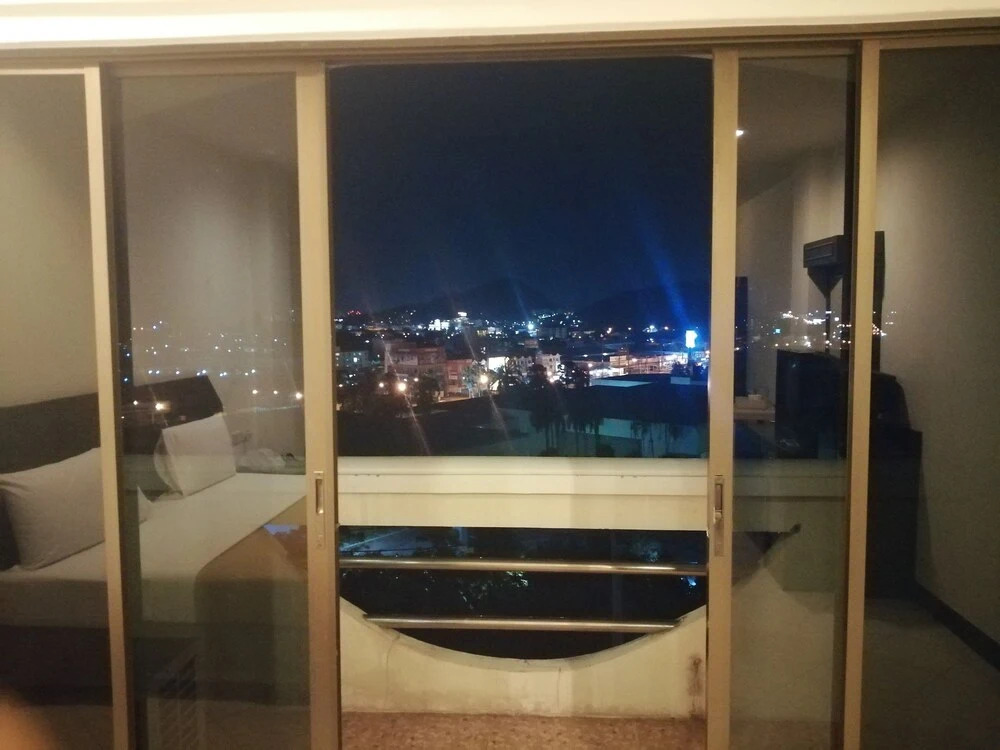 Royal Residence Hotel