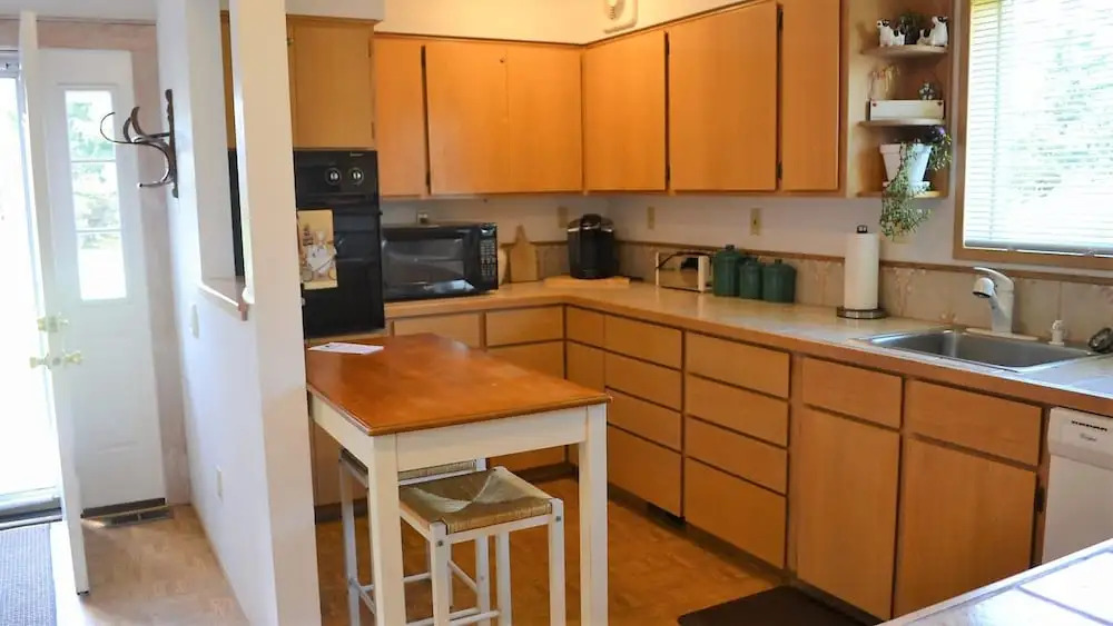 652 4Th Street