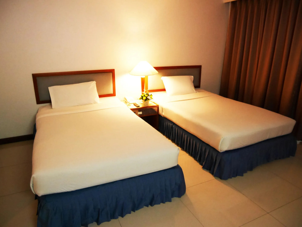 Friday Hotel
