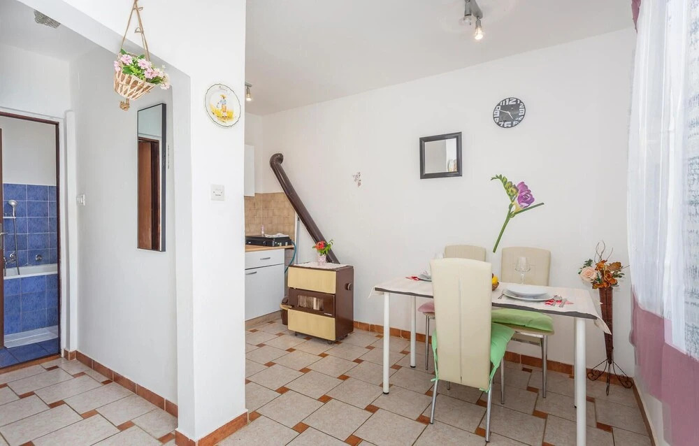 Amazing Apartment in Gabonjin With 1 Bedrooms and Wifi