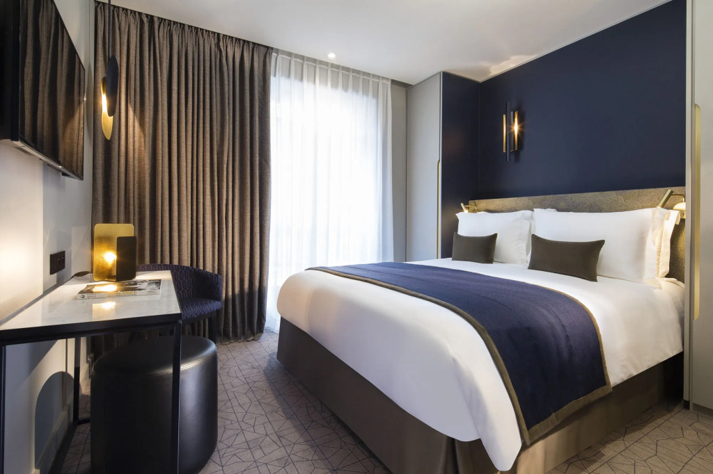 Hotel Le 10 BIS