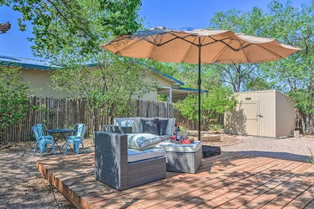 Chic Bungalow: Yard & Fire Pit ~ 2 Mi to Downtown
