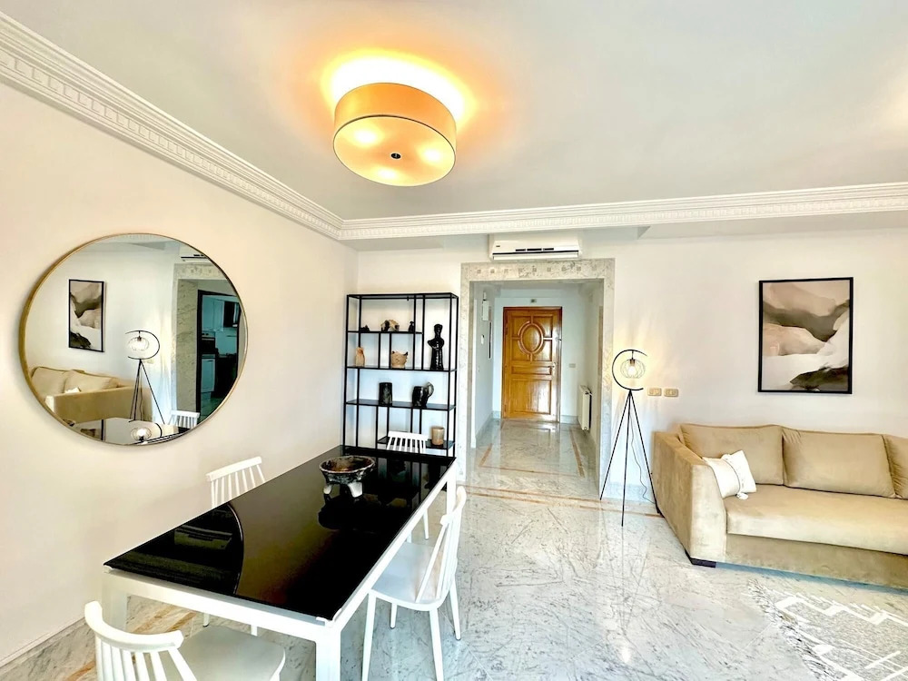 E4 Spacious and Cozy 2 bds in La Marsa