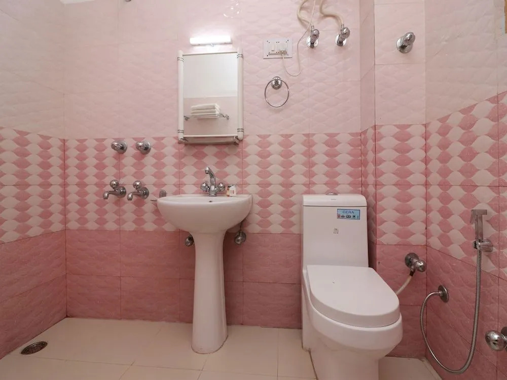Oyo 23570 Hotel New Tashila
