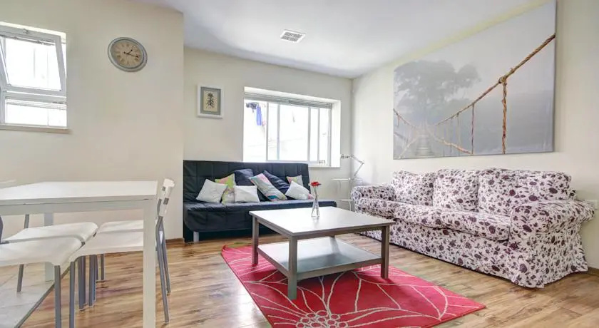 Flower Trail Apartments