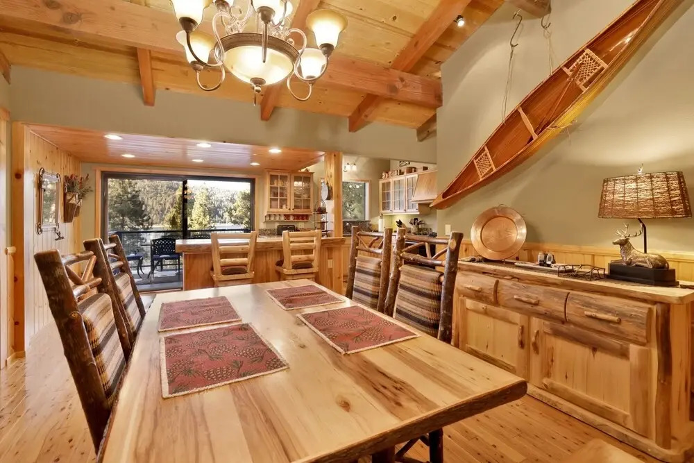 2198-boulder Cove Lakeview Chalet 4 Bedroom Home by Redawning