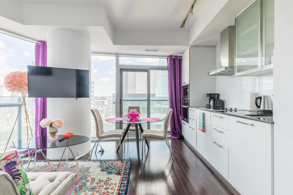 50 Floor 1 Bedroom Downtown Flamingo Island