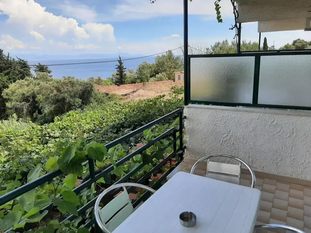 Apartment in Mpenitses With Sea View & Pool