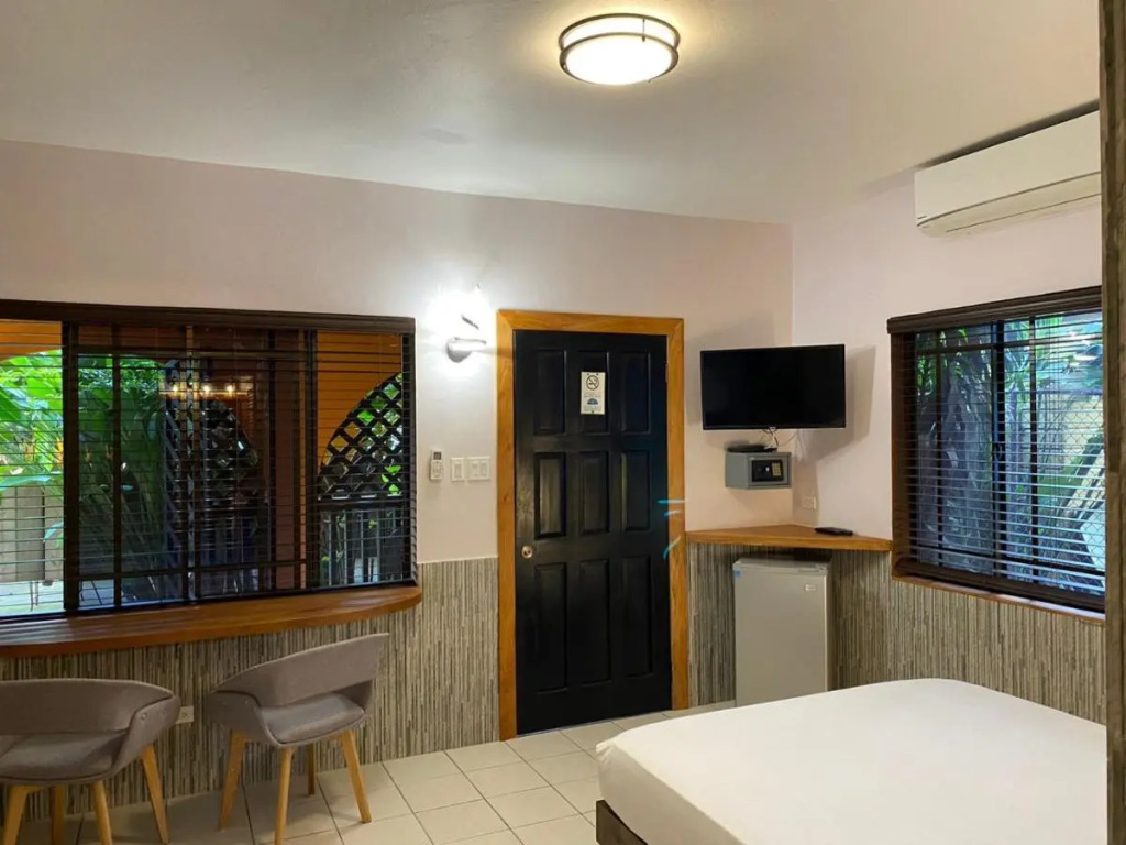 Sunrise Club Hotel