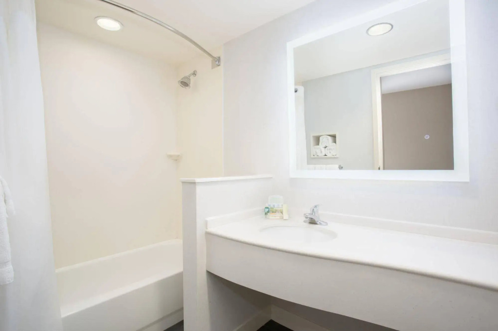 Holiday Inn Colorado Springs - Airport by IHG