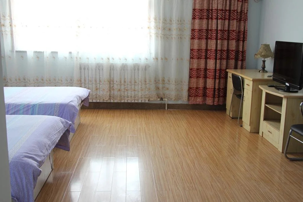 Qingdao Ri Yue Ju Hotel