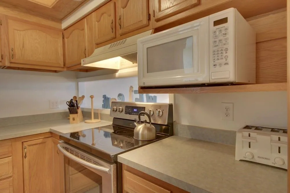 Wight Bay 461 - 2 Br Condo