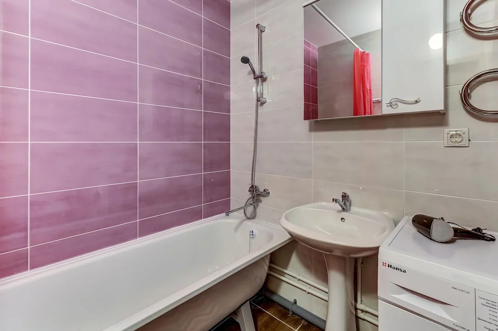 AG Apartament Srednerogatskay 16