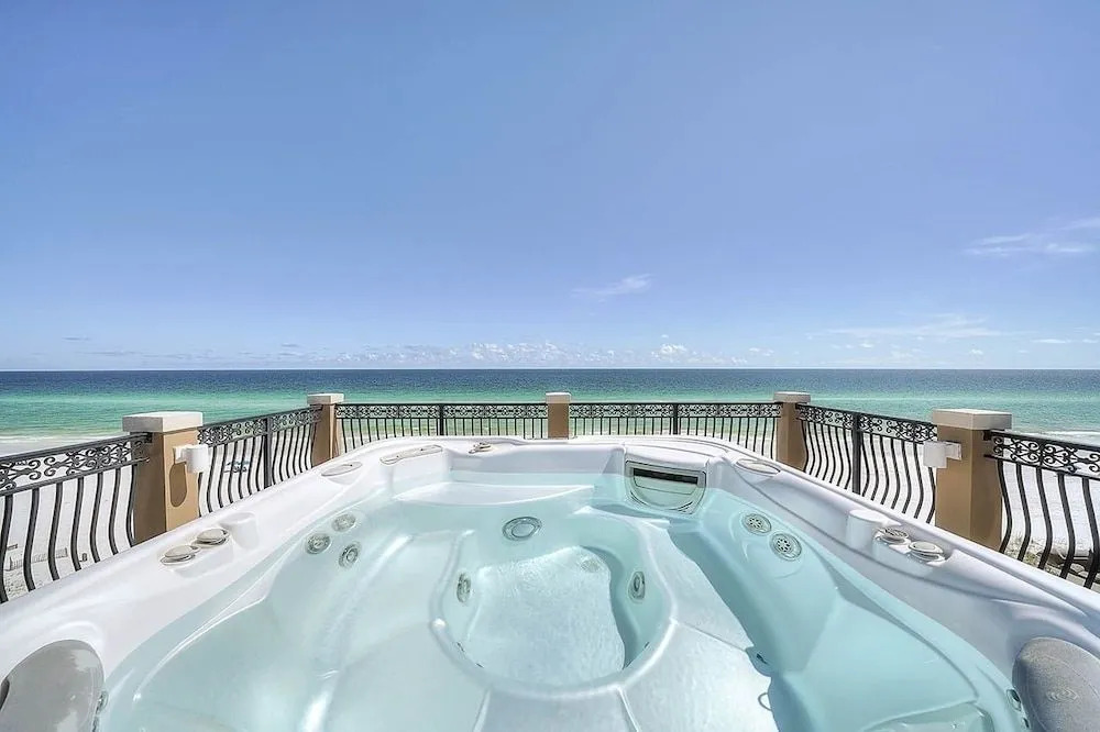 Casa de Cielo by RedAwning