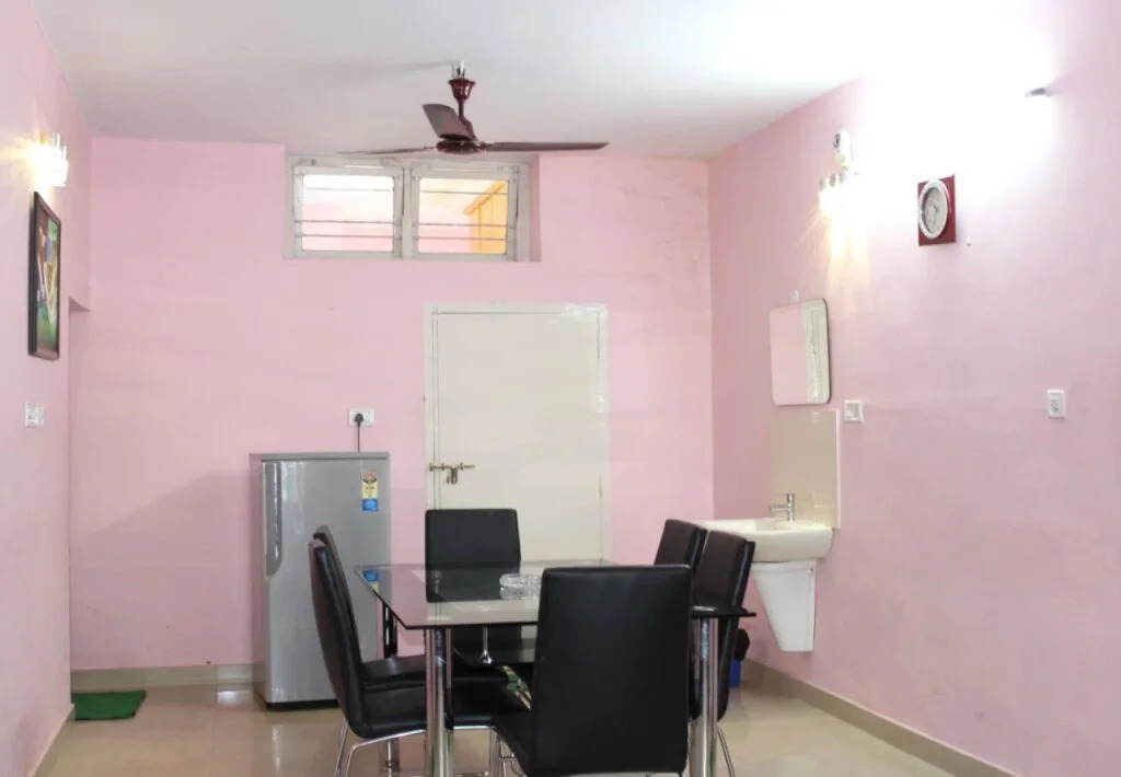 The Parrot Serviced Villa
