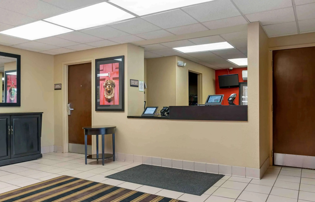 Extended Stay America Suites - Detroit - Madison Heights