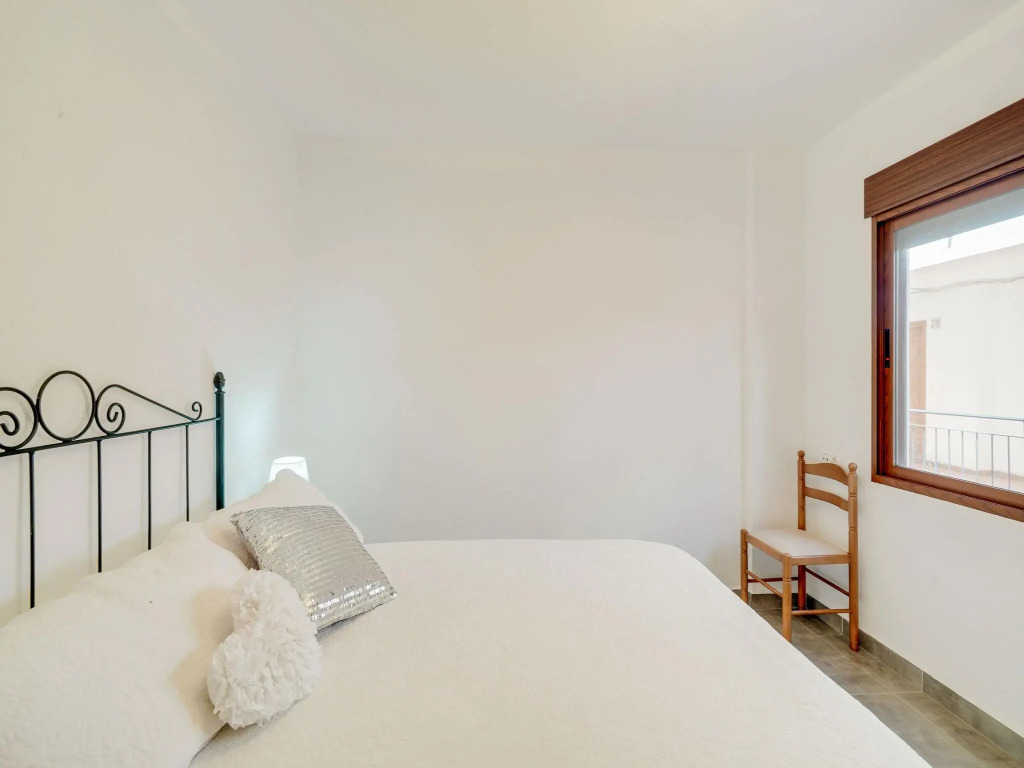 Snug holiday home in Villamartin with garden
