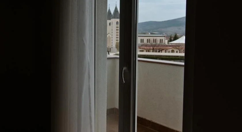 Hotel Lux