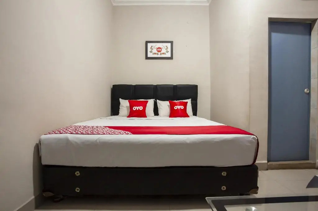 OYO 1631 Hotel Apple