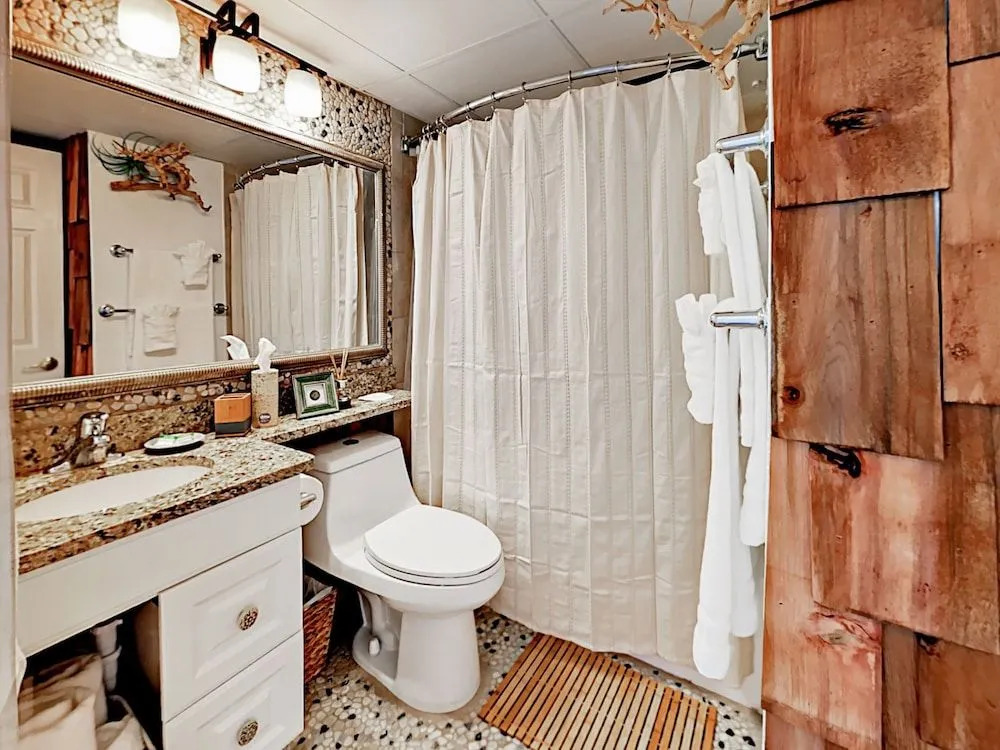 6102 Seawall Blvd Cottage Unit 268 1 Bedroom 1 Bathroom Cottage