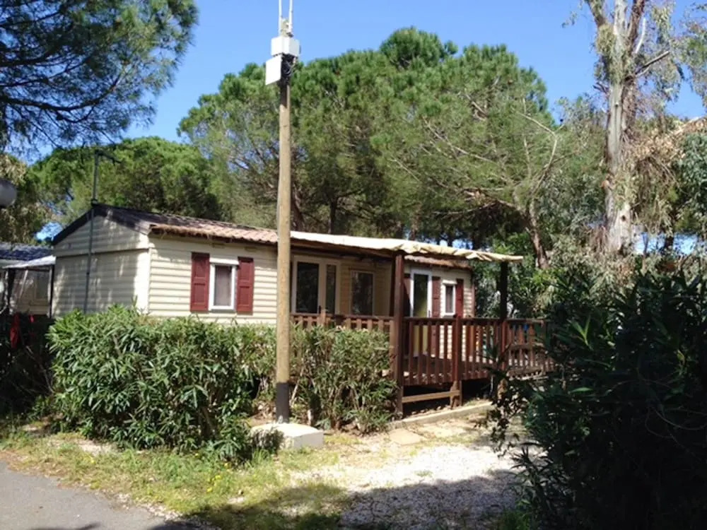Bungalow With 2 Bedrooms in Agde, With Pool Access and Furnished Garde