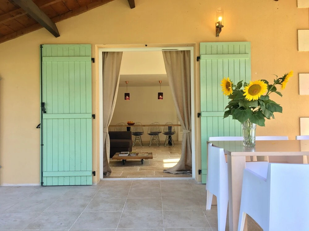 Villa 111