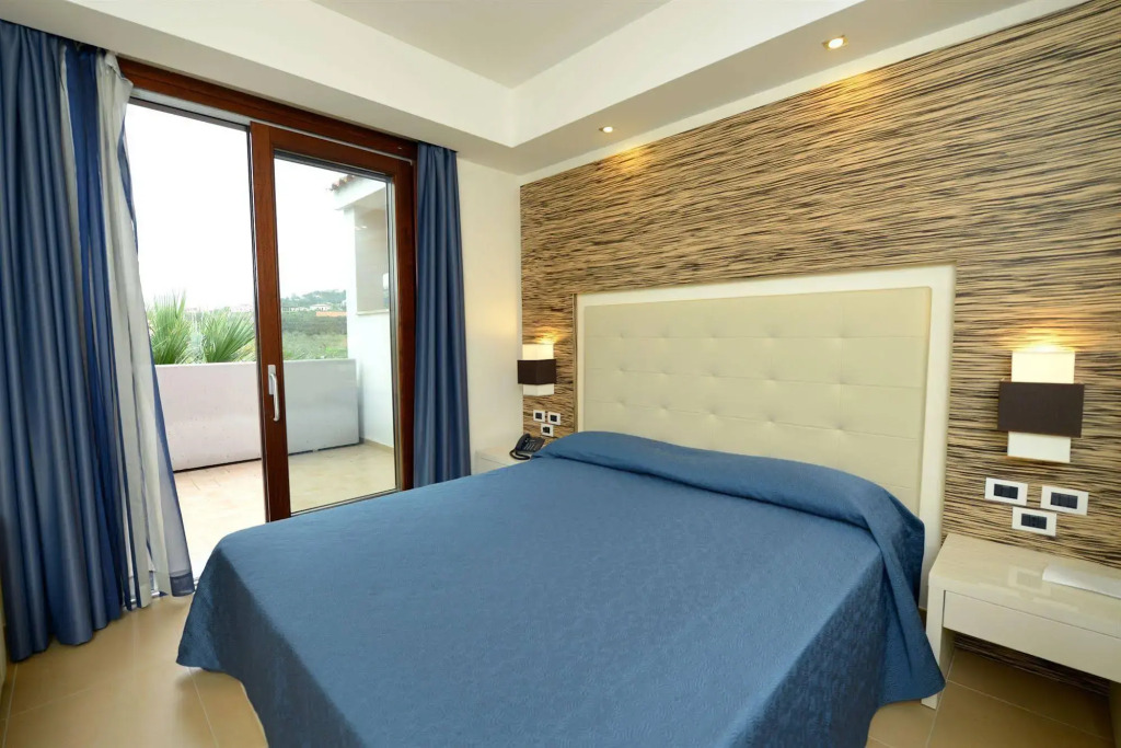 Prince Franklyn Hotel