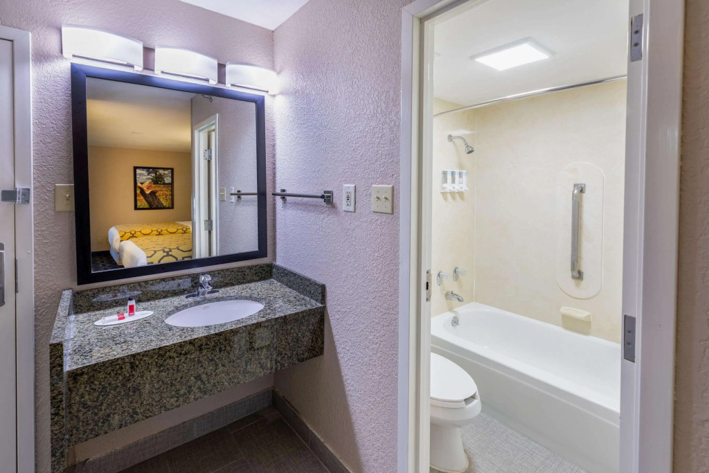 Baymont by Wyndham McAllen Pharr