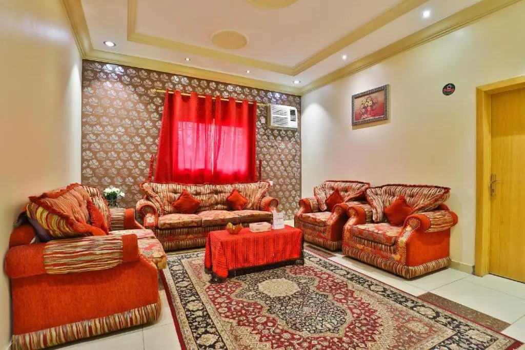 البيت الأخضر - شقق مخدومة Green House