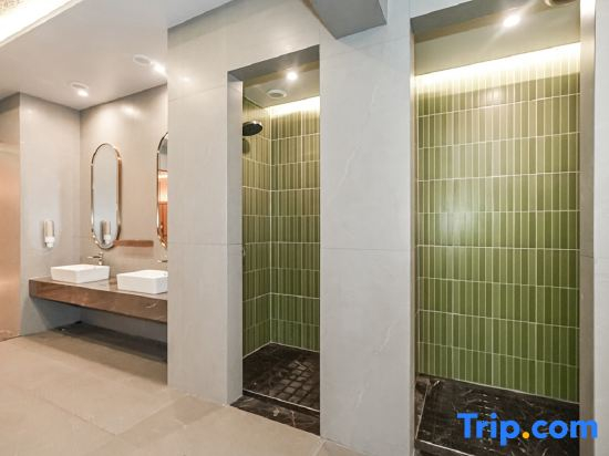 Guanlan Yue Hot Spring Holiday Hotel