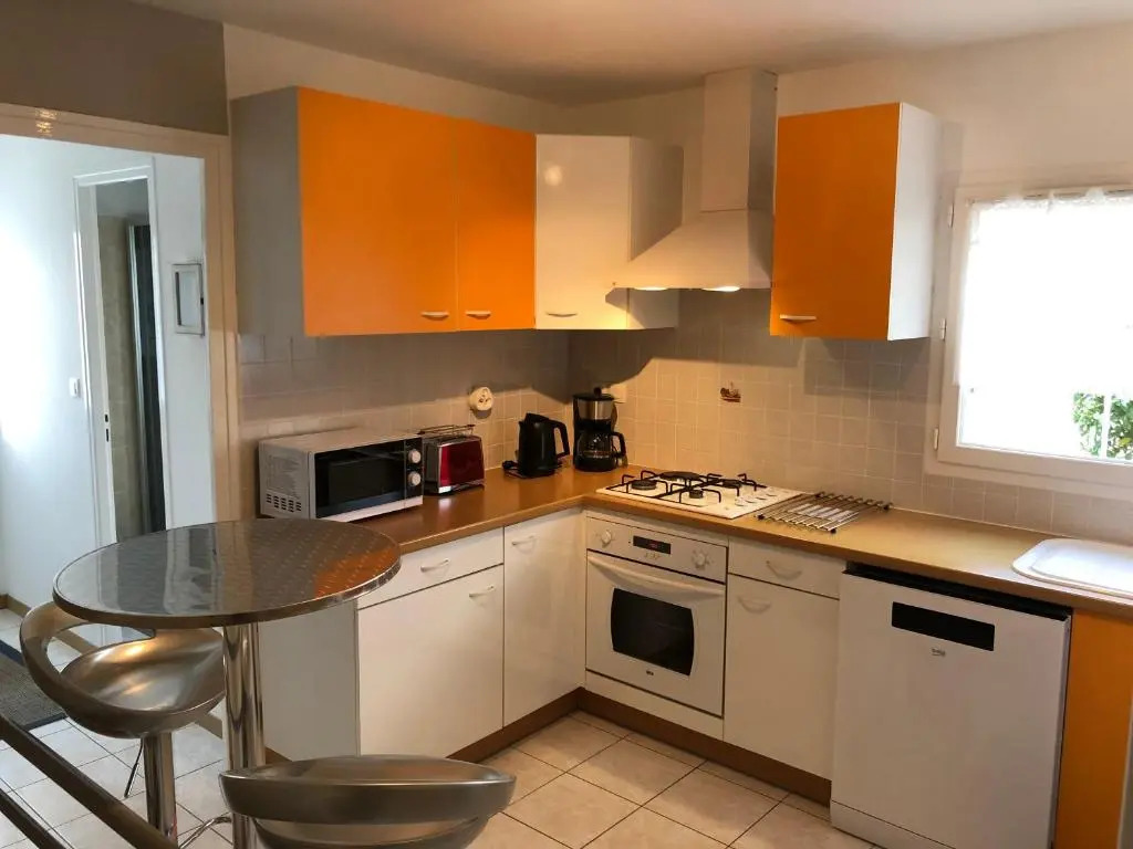 Appartement Indépendant 80M² Dans Villa