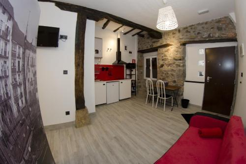 Andra Mari Apartamentu Turistikoak