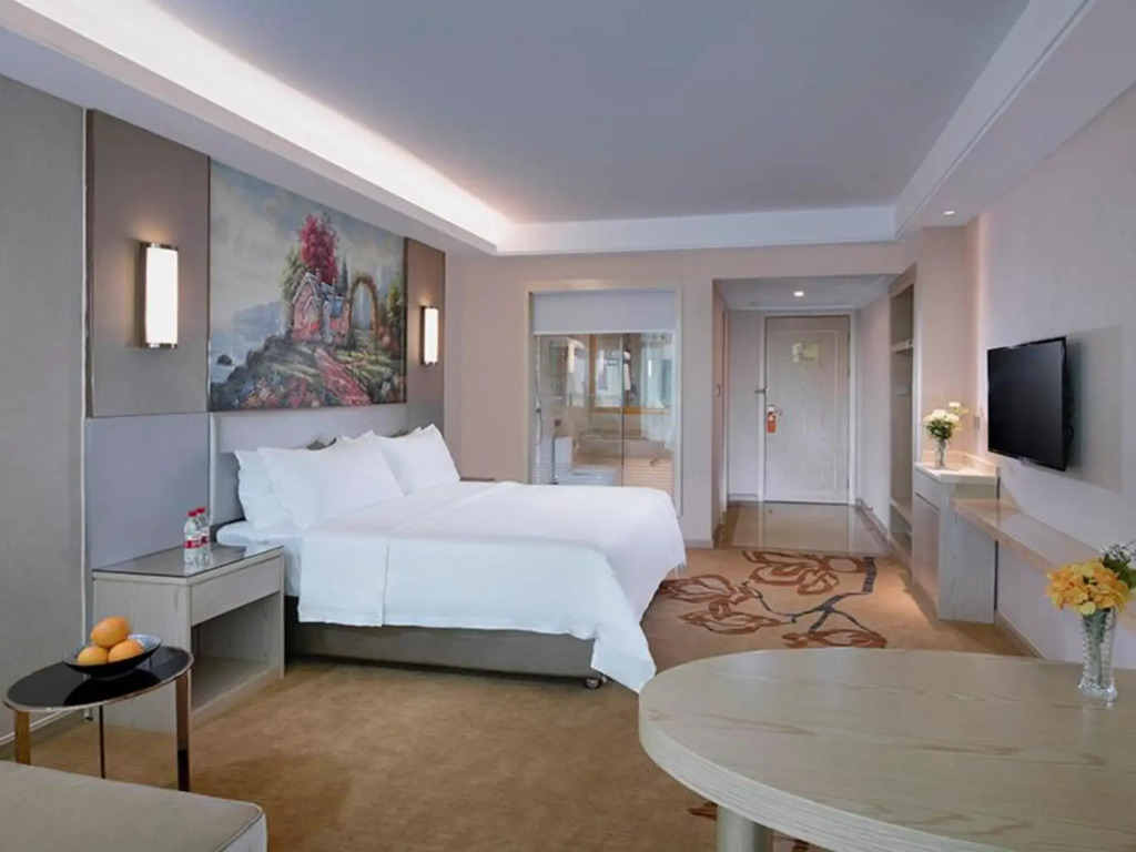 Vienna Hotel (Huizhou High-speed ​​Railway North Station Xiaojinkou)