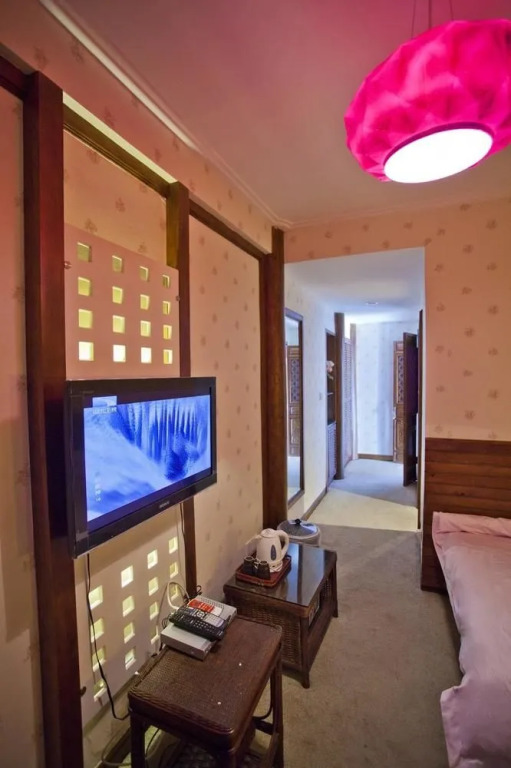 Mountain house boutique Guesthouse(Mufu shop in the ancient city of Lijiang)